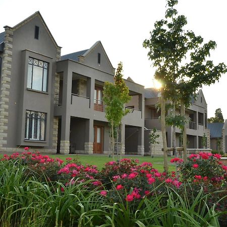 De Hoek Country Hotel Magaliesburg Εξωτερικό φωτογραφία